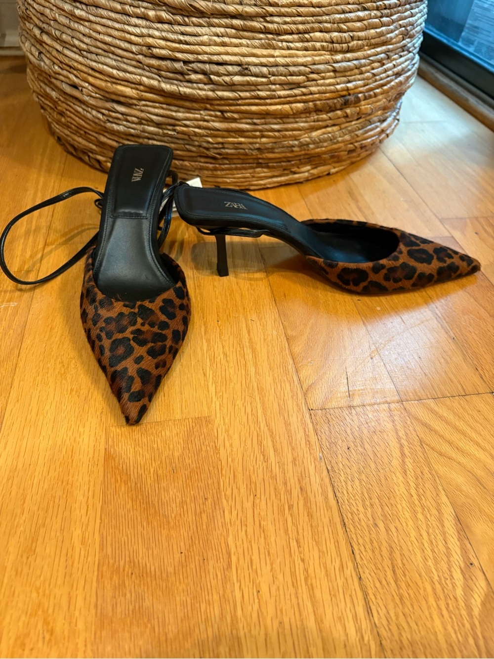 NWT Zara Leopard-Print Pointed Slingback Heels - Brown/Black - Size 40/US 9 - Picture 1 of 12